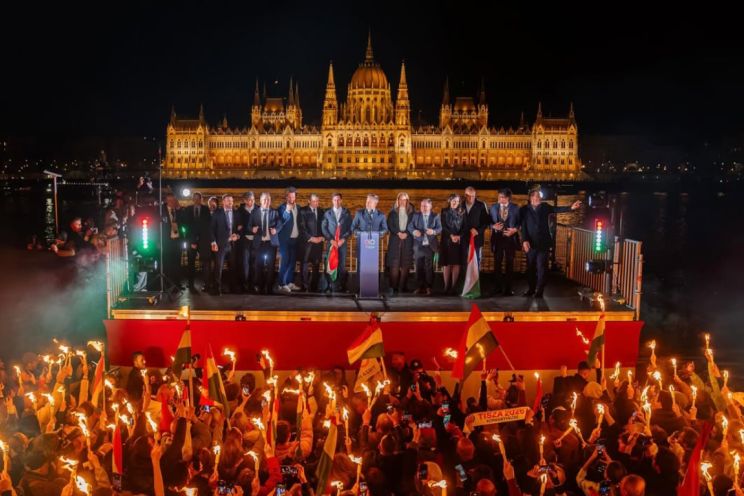 Attēls rakstam: Andris Upenieks: Orbāna cauri krišana un ungāru pavasaris