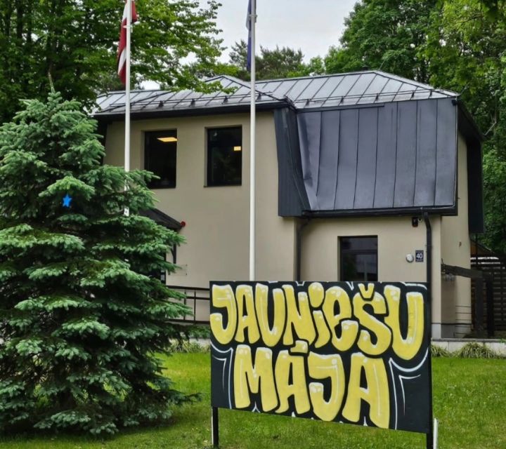 Ogres Jauniešu mājai jauns grafiti, citas idejas legāli var realizēt iekšpagalmā