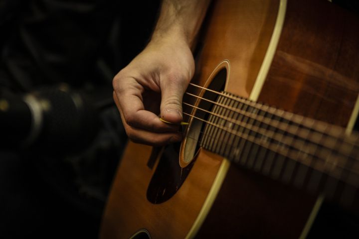 Muzikālais vakars ar Kristapu Čimbaru