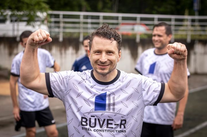 “Būve R” uzvar līderi “Dinamo Ogre”, vadībā izraujas “Ogres eži”