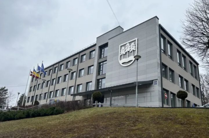 Noplūdis Valsts kontroles ziņojuma projekts par mīklainiem tēriņiem un pārkāpumiem Ogres novada pašvaldībā