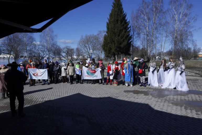 FOTO: Roņi sezonu noslēdz Ķegumā