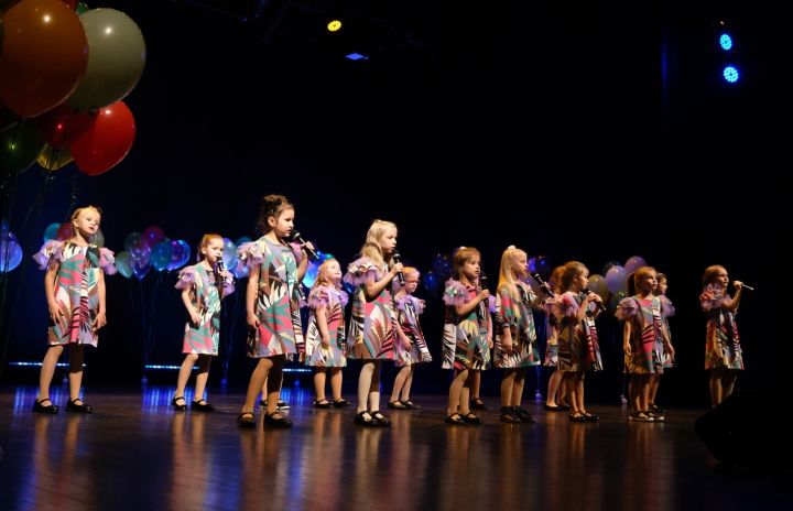 Vokālās studijas "Svilpastes" koncerts "Brīdi pirms Ziemassvētkiem"
