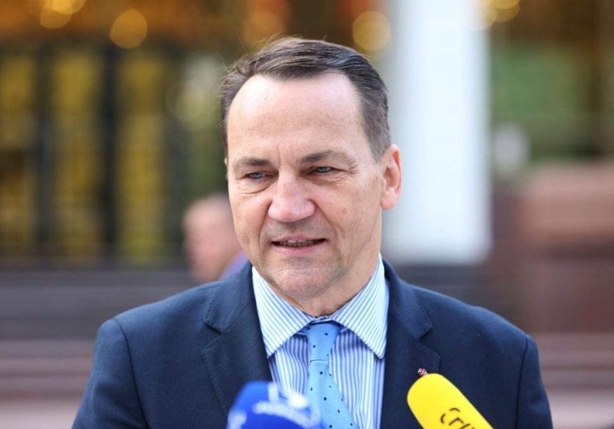 "Mēs saņemam informāciju..." Polijas ārlietu ministrs brīdina, ka Krievija šogad gatavo kaut ko lielu