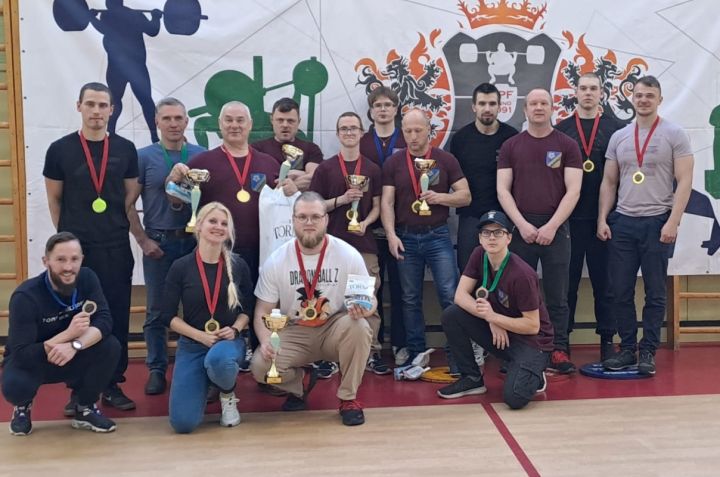 Sporta klubs "Rembate" iegūst otro vietu čempionātā spiešanā guļus uz atkārtojumu skaitu
