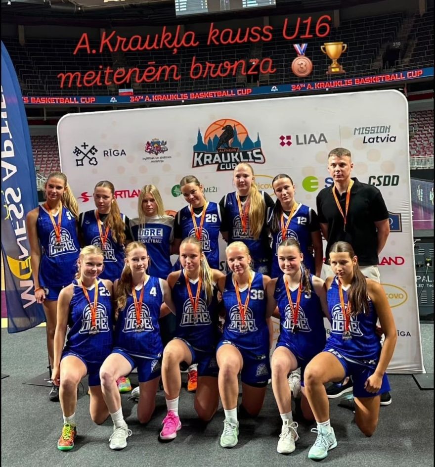 Ogres jaunajām basketbolistēm bronza A.Kraukļa piemiņas turnīrā