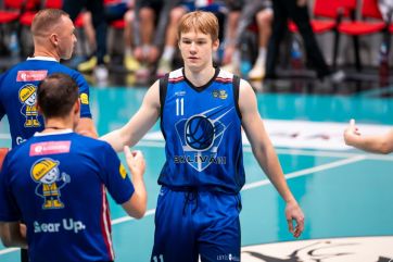 Attēls rakstam: Kapustāna "double-double" pret dzimto Ogres sporta skolu dod basketbola komandai "Līvāni" sesto uzvaru