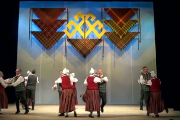 Attēls rakstam: Sadancis "Dejo, dejo, pagriezies!"