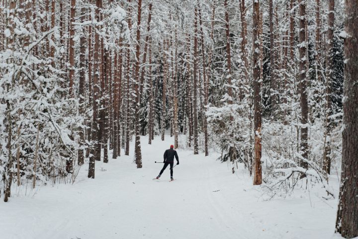 Zilie kalni aicina ikvienu: slēpotājiem – sagatavota trase, pastaigām – citi maršruti