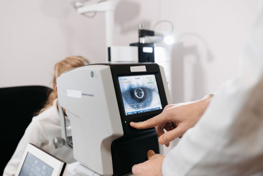 Ogres rajona slimnīcā jauna speciāliste - optometriste
