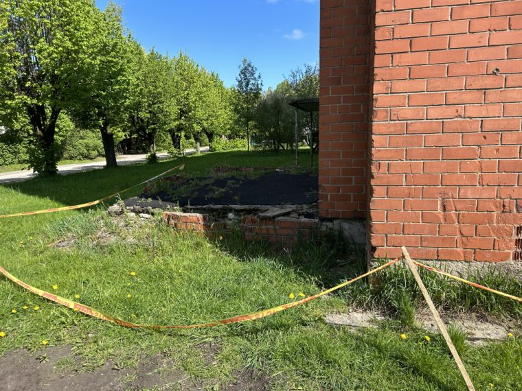 Par Draudzības 4 namu – trīs atšķirīgi slēdzieni