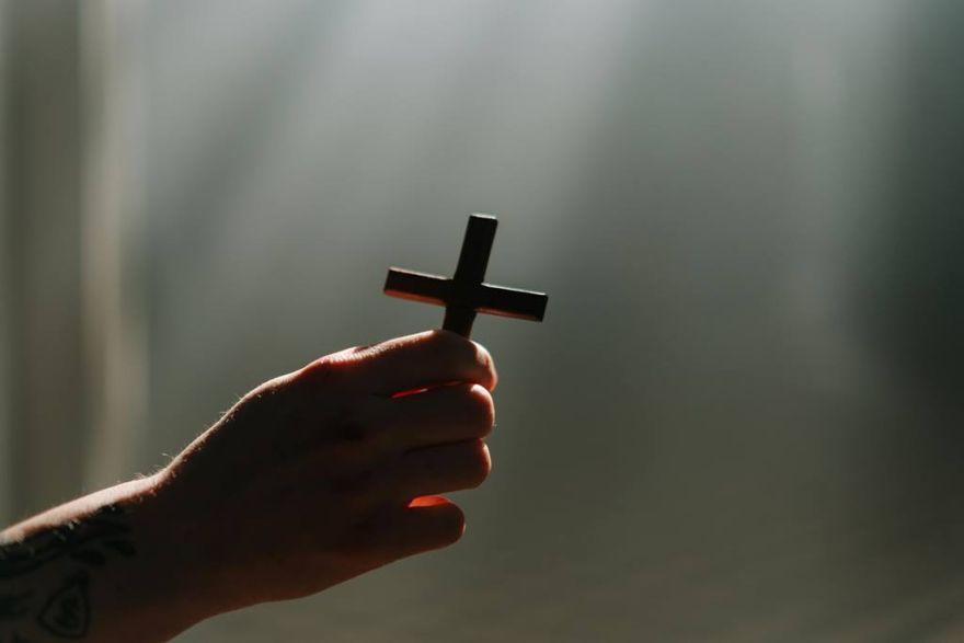 Luterāņu arhibīskapa amata kandidāti līdz jūnijam tiksies ar dažādām baznīcas vadības grupām