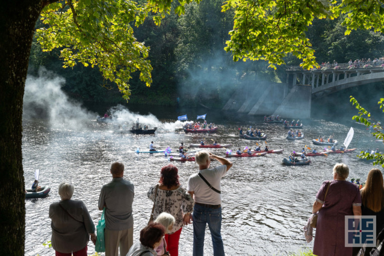 FOTO: Krāšņi nosvinēti Ogres novada un pilsētas svētki