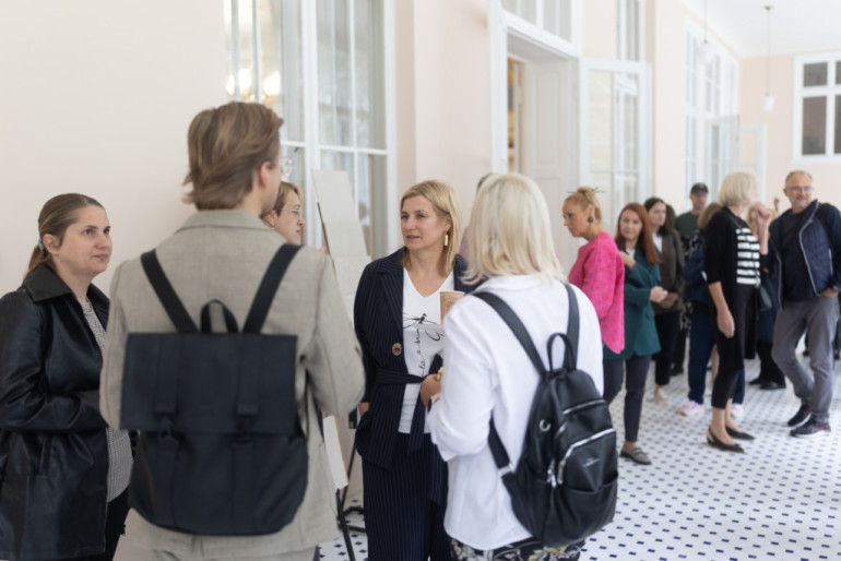 FOTO: Sanatorijā &quot;Ogre&quot; norisinājās konference “Ilgtspējība arhitektūrā, būvniecībā, dizainā 2025”