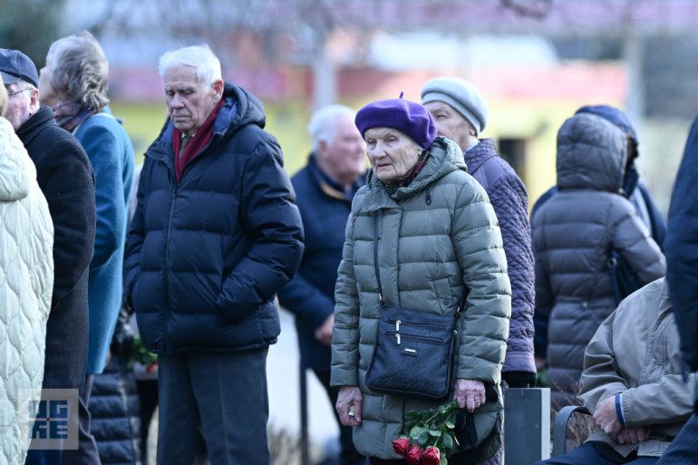 FOTO: Piemiņas diena Ogres novadā: godinot komunistiskā genocīda upurus