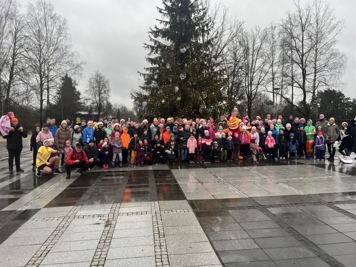 Aizvadīts sportiskais pasākums Ikšķilē “Jauns gads, jauna apņemšanās” ar rekordlielu dalībnieku skaitu