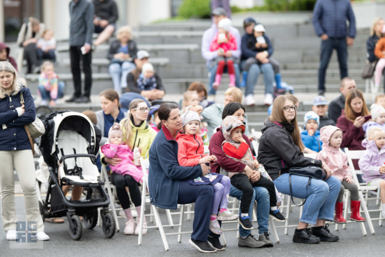 FOTO: Ielūkojies plašajā svētku galerijā! Ogrē aizvadītas Ģimenes dienas svinības