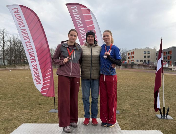 Jaunajiem vieglatlētiem vairākas medaļas ziemas sacensībās
