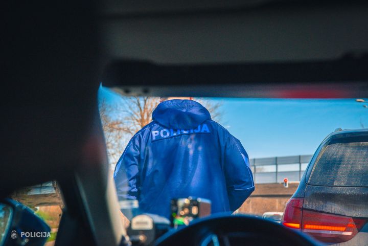 Dzērājšoferim – probācijas uzraudzība un auto konfiskācija 