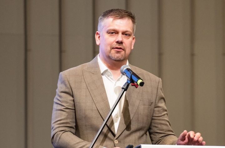Nav skaidrības, vai līdz vasarai paspēs lemt par tālmācību, komisijā skata vairāk nekā 40 priekšlikumus