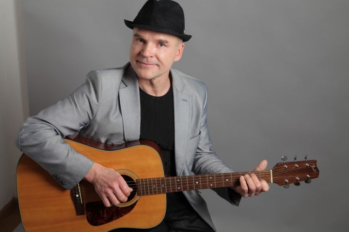 Muzikālais vakars ar Juri Neretnieku