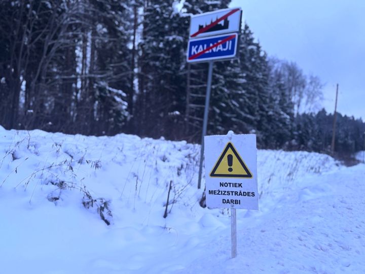 FOTO: Nākamgad sēņot būs jādodas citur: mežsaimniecības darbi Ogres pievārtē, tostarp Kalnājos, turpinās