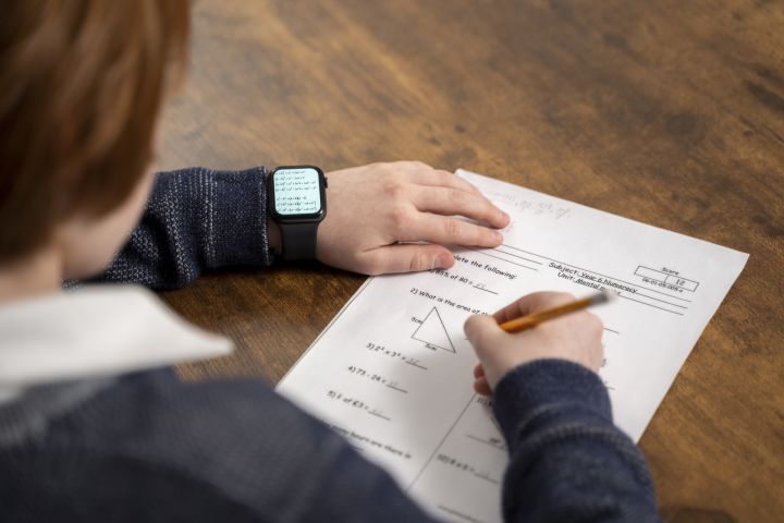 Ar eksāmenu matemātikā noslēdzas centralizēto eksāmenu sesija pamatskolā