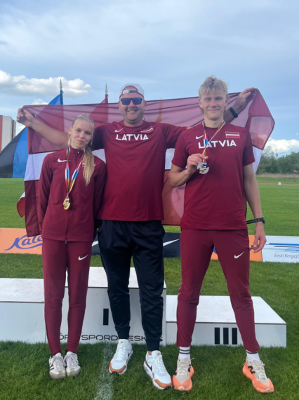 Ogres novada sporta centra vieglatlētiem rekordi un medaļas Igaunijā
