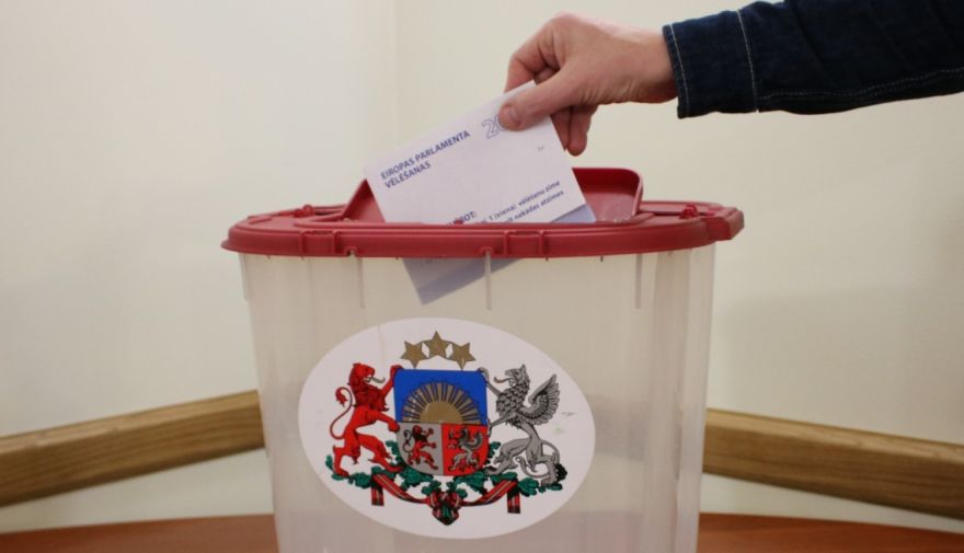 Turpināsies iepriekšējā balsošana pašvaldību vēlēšanās