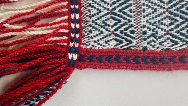 Santas Pīlāces meistarklase "Lakats rāmī"