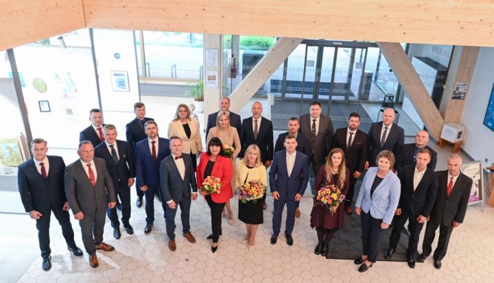 TIEŠRAIDE: Ogres novada domes vadībā plāno virzīt Krauju un Iklāvu