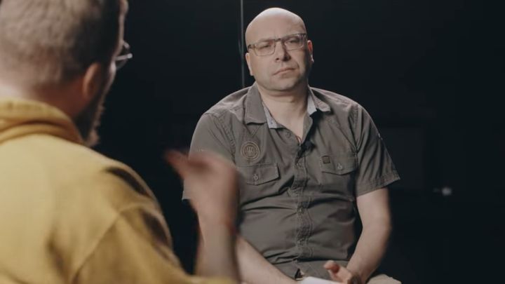 Pieejams piektais raidījums “Klātbūtne” – saruna ar Mareku Sarnovski, Jēkabpils cietuma kapelānu
