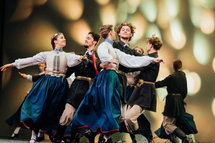 Deju ansambļa "Ogre" koncerts "Koncerts būs!"