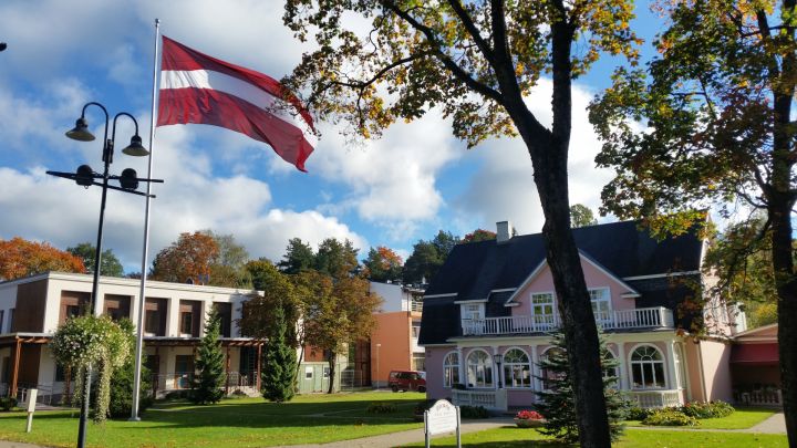 Ikšķilē un Lielvārdē būs iespēja vērot svētku koncertu no Ogres