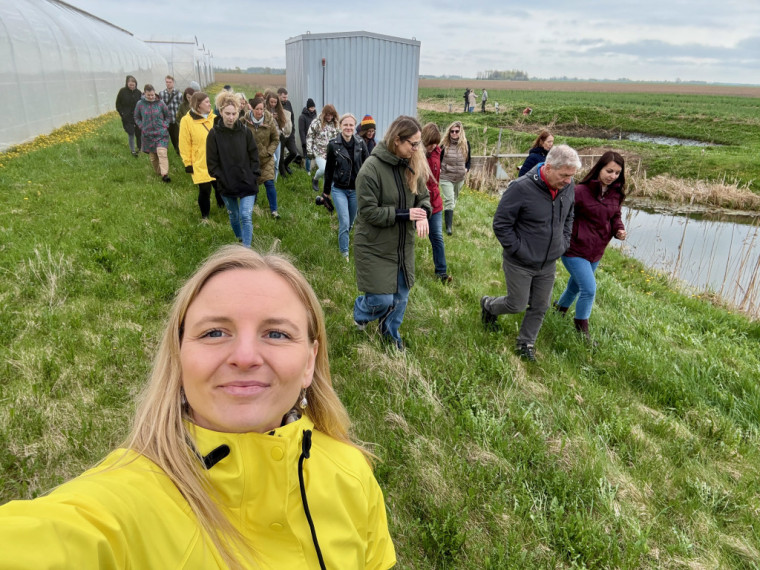 Kāpēc Latvijā atkal ļauj upēm līkumot? Eksperte stāsta par upju iztaisnošanas sekām, ko visi jūtam