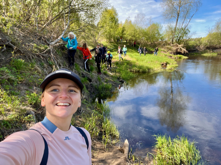 Kāpēc Latvijā atkal ļauj upēm līkumot? Eksperte stāsta par upju iztaisnošanas sekām, ko visi jūtam