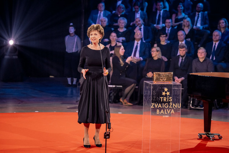 FOTO: "Trīs Zvaigžņu balvā 2025" godināti izcilākie Latvijas sportisti