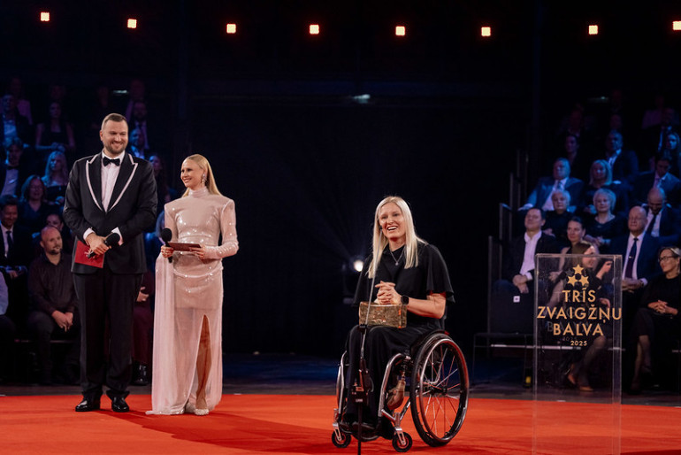 FOTO: "Trīs Zvaigžņu balvā 2025" godināti izcilākie Latvijas sportisti