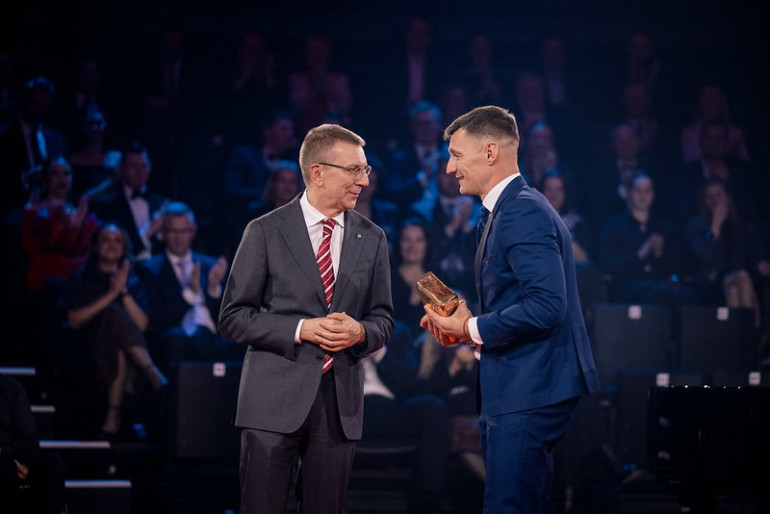 FOTO: "Trīs Zvaigžņu balvā 2025" godināti izcilākie Latvijas sportisti