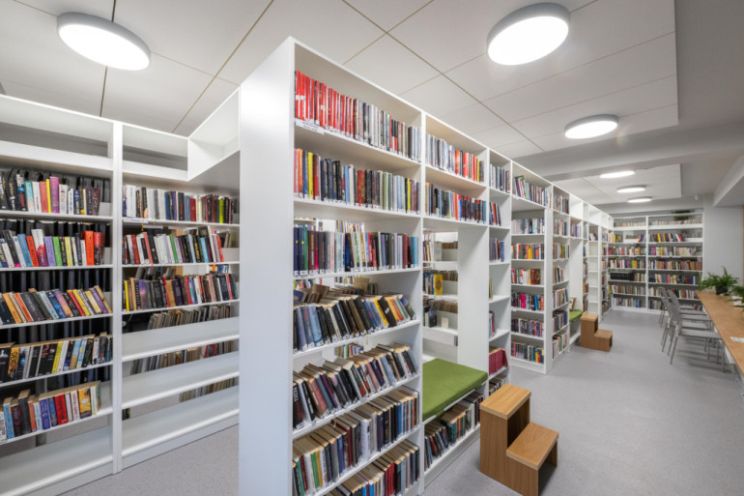 Attēls rakstam: Ikšķiles bibliotēkā atklās Noras Ikstenas lasītavu