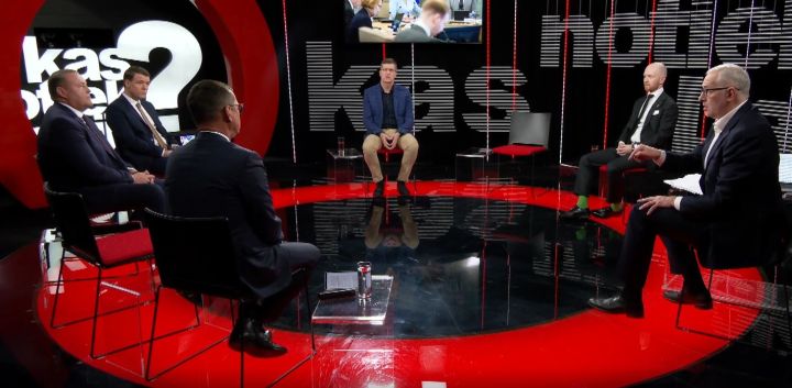 “Politiķu šovs bez sekām: vai diskusijas studijā kaut ko maina?”  skatītāji skarbi vērtē "Domburšovu"