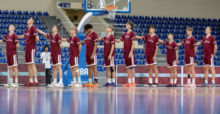 Latvijas U16 izlase uzvar rumāņus, ogrēnieši Vilcāns un Hlebovickis rezultatīvākie