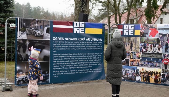 Fotoizstāde “Ogres novads kopā ar Ukrainu” apskatāma novada pagastos