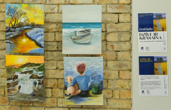  Lielvārdes radošās studijas "Otdiena" gleznu izstāde "Dzīve ir krāsaina"