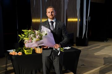 Attēls rakstam: "Ja redzat mani ar skolēniem uz Ogres ielas apmales - mēs mācāmies ģeogrāfiju." Saruna ar skolotāju Andri Romanovski