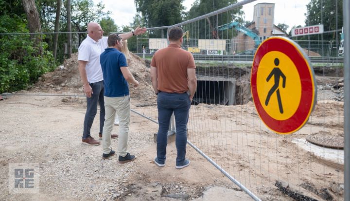 Vai drīz beigsies sastrēgumi Ikšķilē? Zināms šosejas pārbūves grafiks