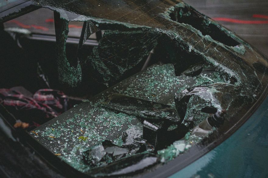 Ogres novadā divu auto sadursme – traucēta satiksme uz Daugavpils šosejas