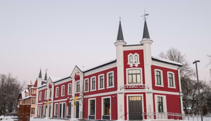 Ogres Vēstures un mākslas muzeja apmeklētāju skaits 2025. gadā strauji audzis