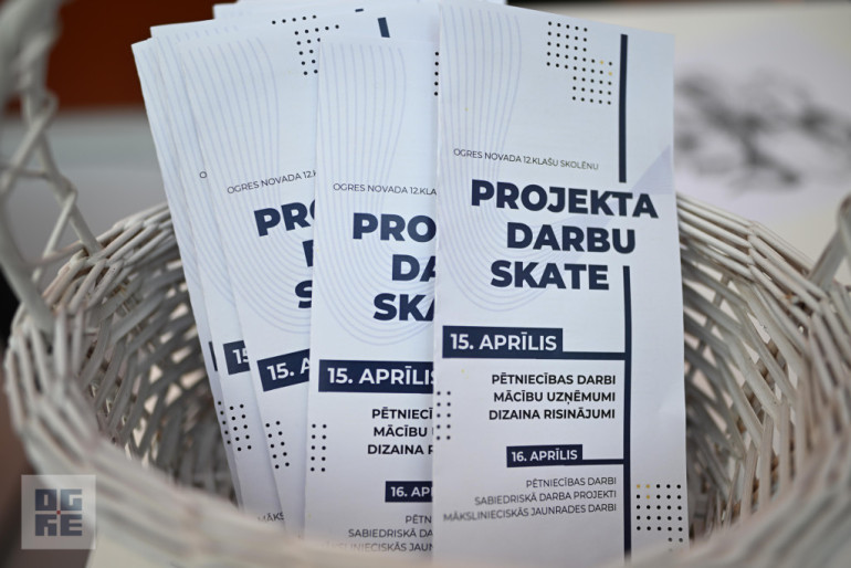 FOTO:  Ogres novada 12. klašu skolēnu projekta darbu skatē piedalījās vairāk kā 200 jaunieši