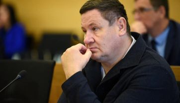 Attēls rakstam: “Mēs atkal plānojam braucienu uz Ukrainu,” Helmanis atklāj, kā jūtas pēc ievainojuma gūšanas apšaudes rezultātā 